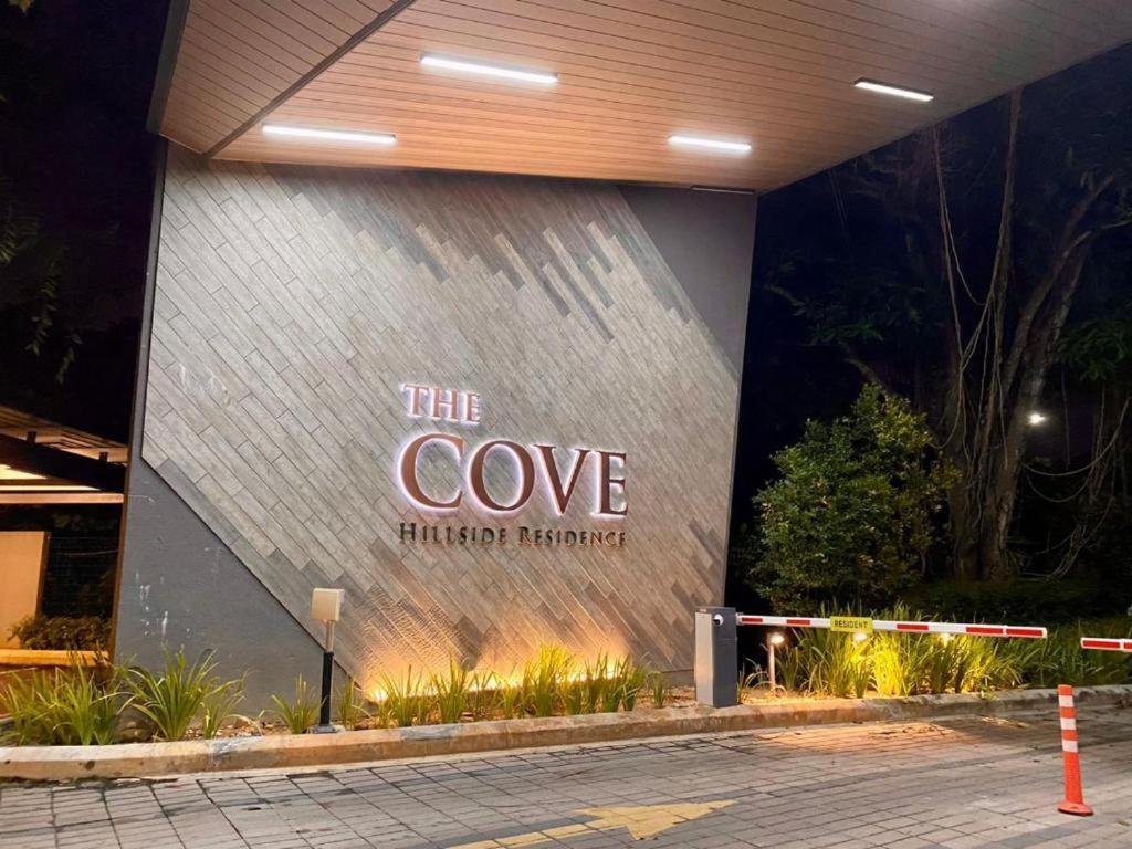 Ipoh Waterpark The Cove Premium Suites 7-13Pax By Iwh Екстер'єр фото